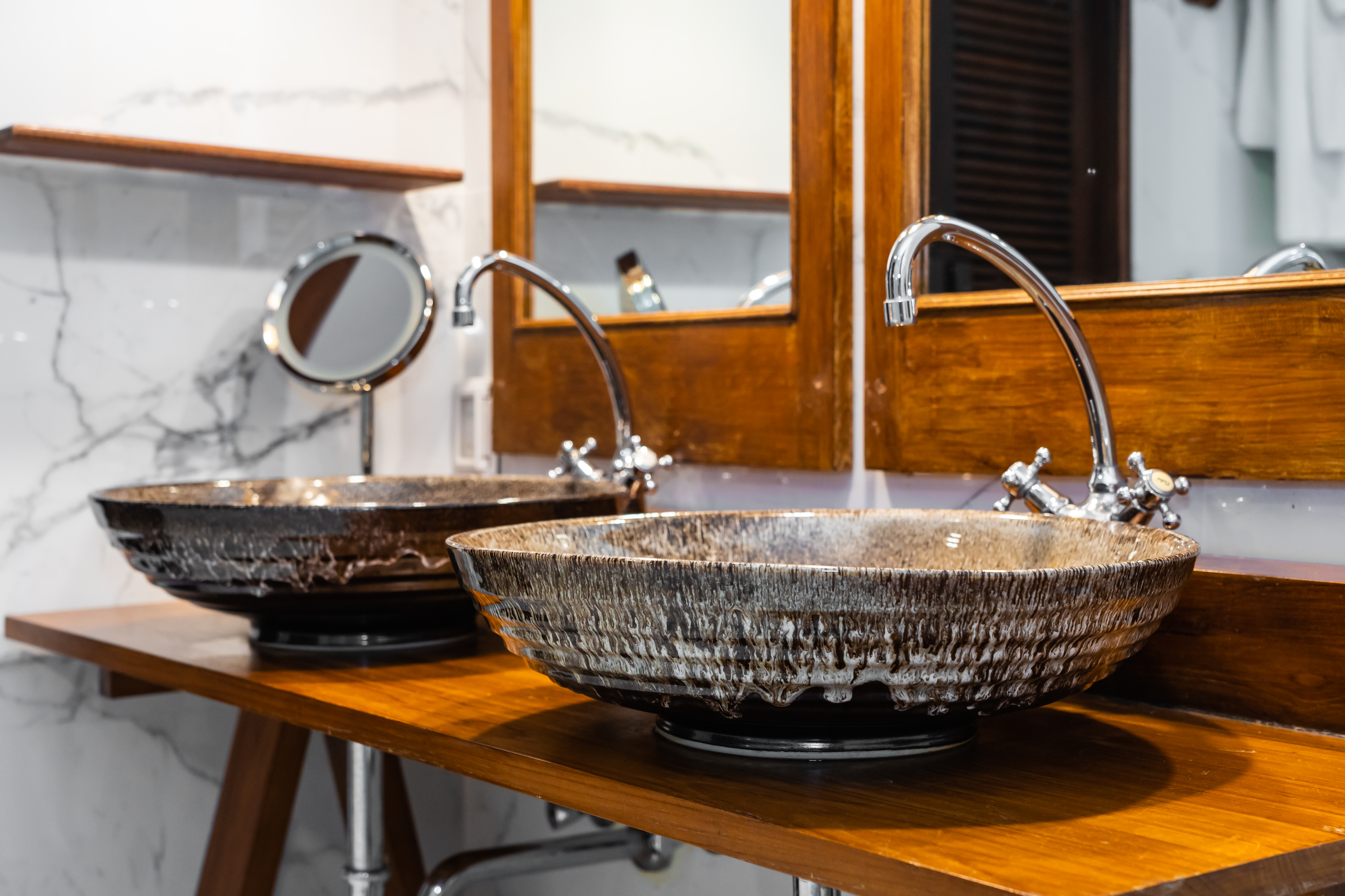 Custom Stone Washbasins & Bathtubs - Lemurian Designers